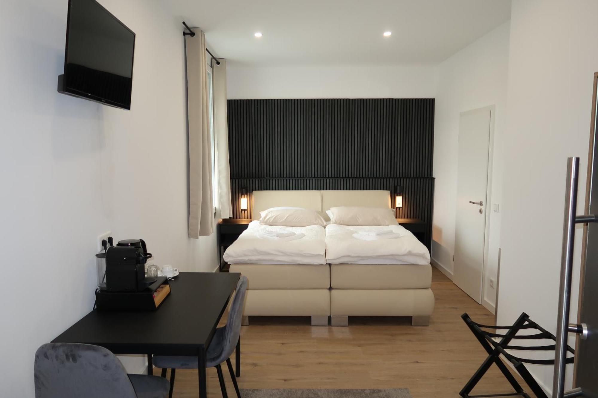 Toka Rooms - An Der Regiobahn Mettmann Exteriör bild
